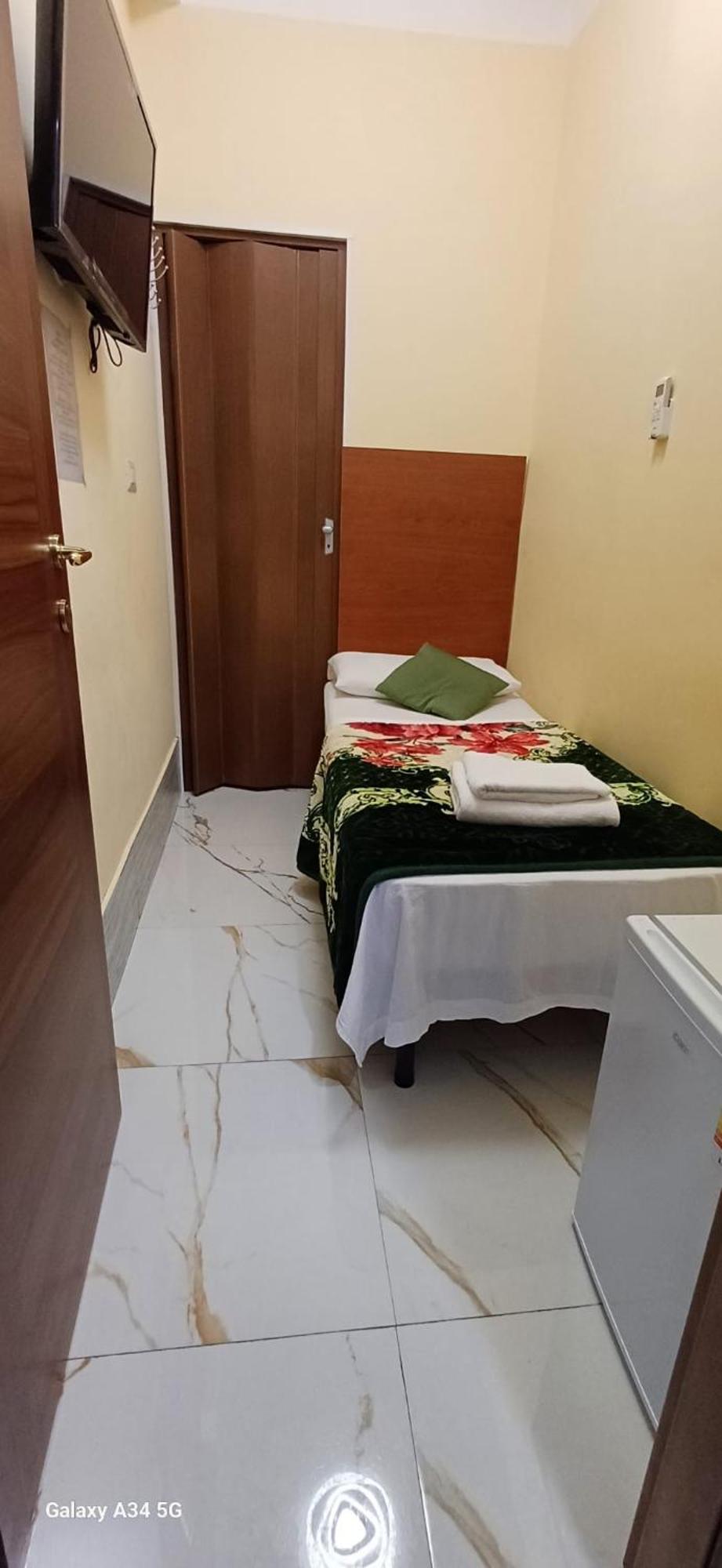 Bed and Breakfast Termini Gioberti Рим Экстерьер фото