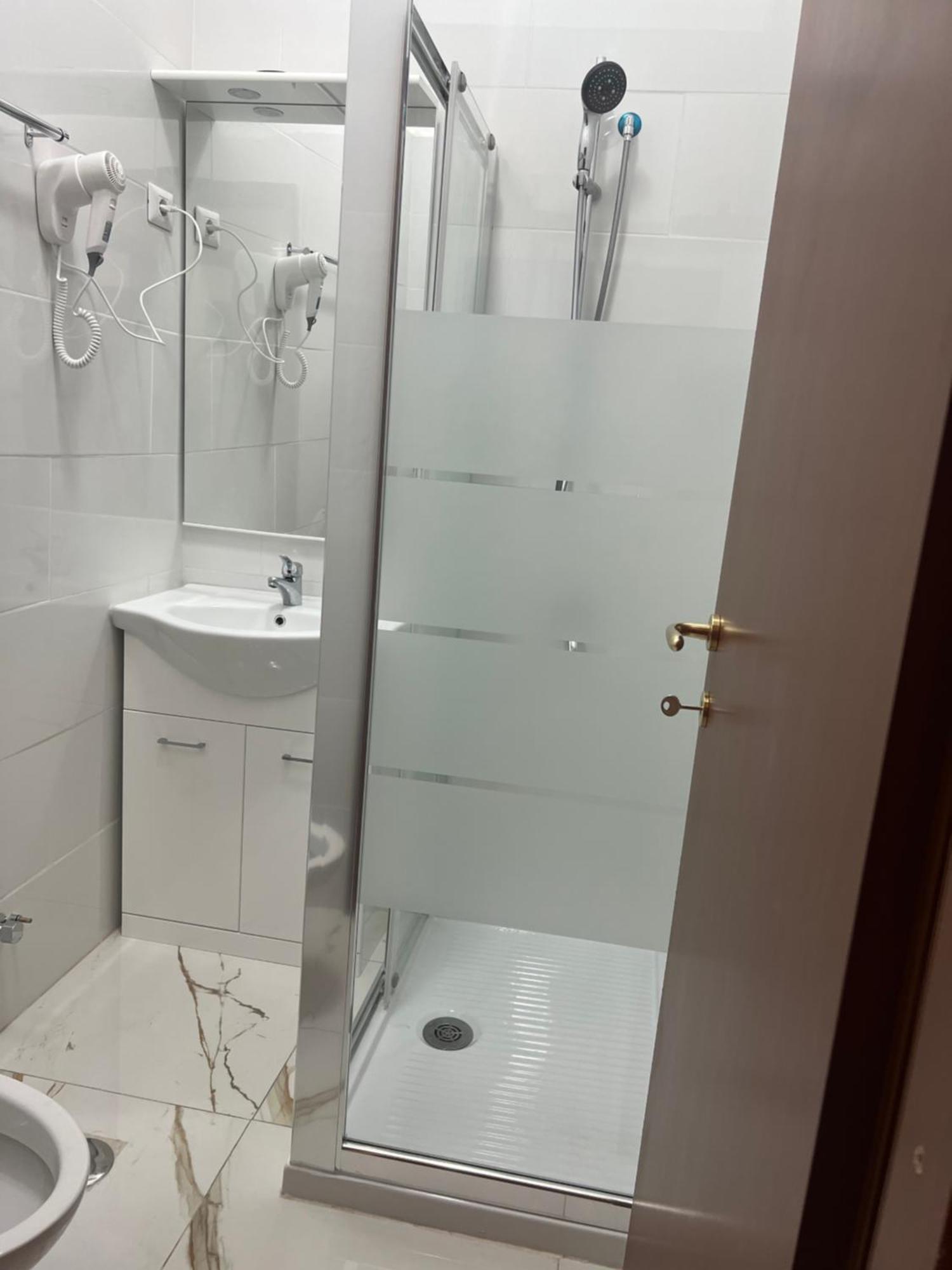 Bed and Breakfast Termini Gioberti Рим Экстерьер фото